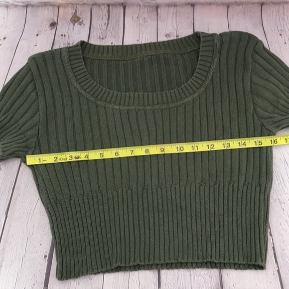 Newport News Hunter Green Y2K Cropped Scoop Neck Sweater - Picture 3 of 4